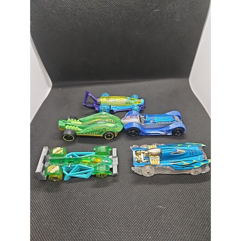 Hot Wheels Lot of 5 Mad Splash, Brit Speed, Super Stinger, DTX08 - Picture 6 of 12